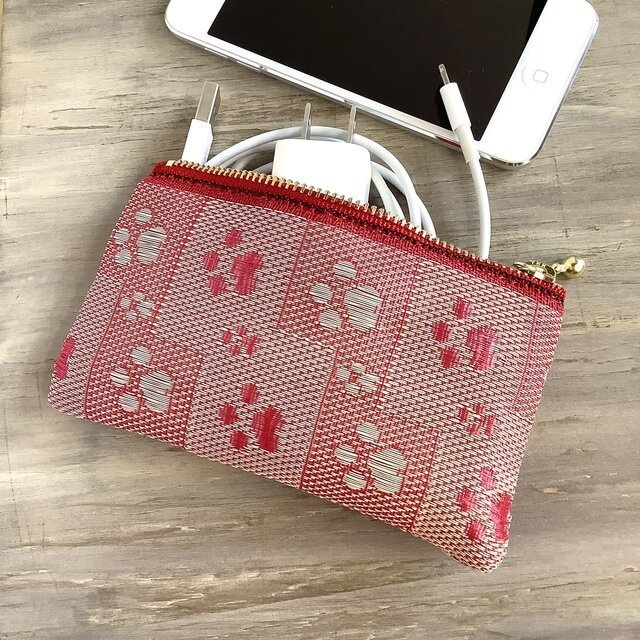 【肉球】畳縁 ぺたんこ ミニポーチ カードケース 小銭入れ 足あと 濃ピンク ベージュ 犬 猫