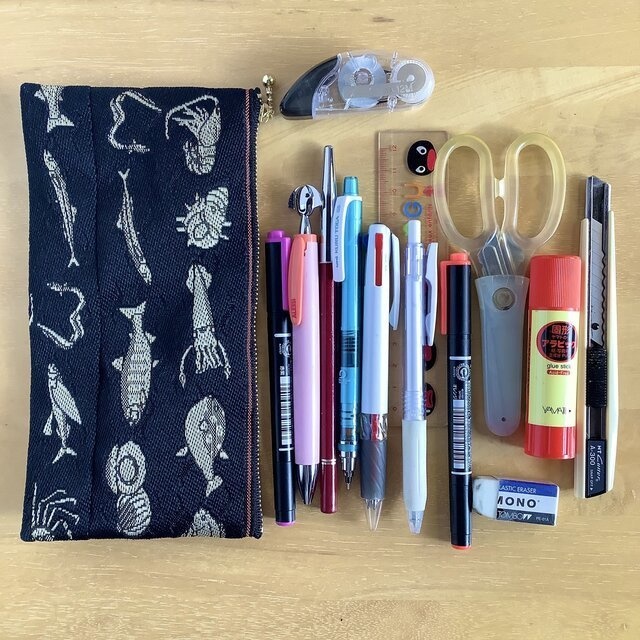 【魚介】畳縁 幅広ペンケース マスクケース ポーチ 和風 黒 魚