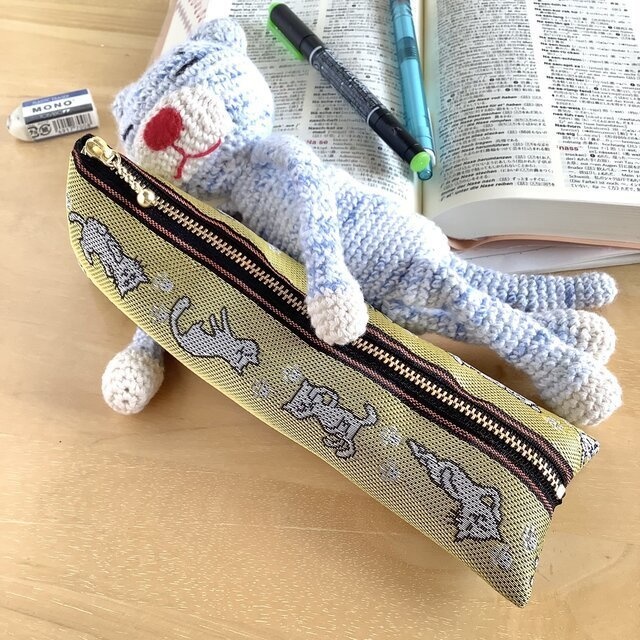 【ごろりん にゃんこ】畳縁 ぺたんこ 小銭入れ ミニポーチ カードケース 昼 猫 黄色