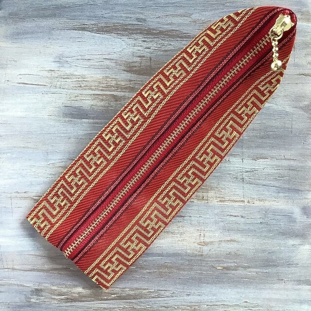 【ラーメン模様(雷文様)】畳縁 テトラ型 ペンケース 赤 ゴールド 和風 チャイナ