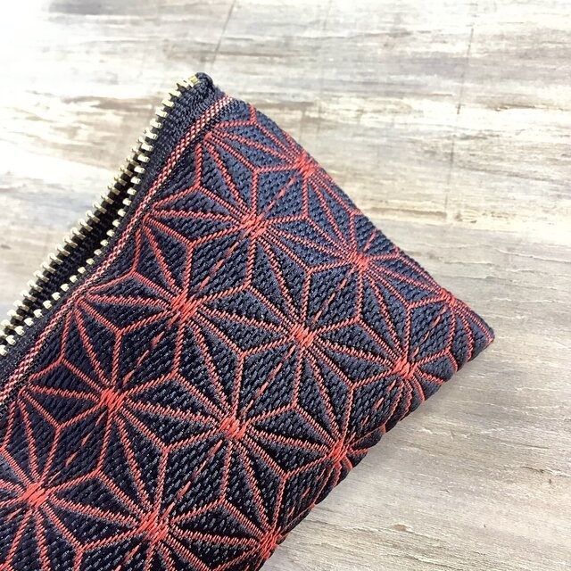 【麻の葉】畳縁 テトラ型 ペンケース 黒赤 縁起物