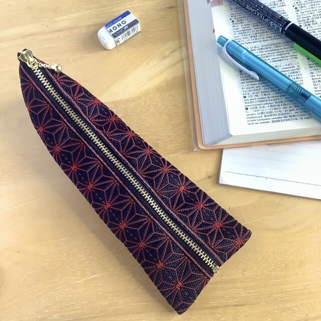 【麻の葉】畳縁 ぺたんこ 小銭入れ ミニポーチ カードケース 黒赤 クール 縁起物