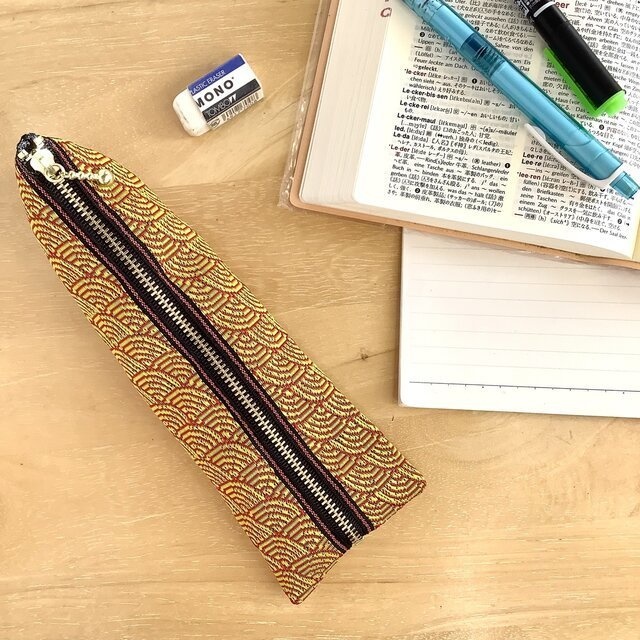 【金波】畳縁 ぺたんこ 小銭入れ ミニポーチ カードケース 青海波 縁起物 和風 伝統