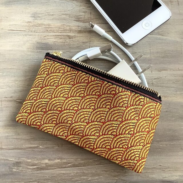 【金波】畳縁 ぺたんこ 小銭入れ ミニポーチ カードケース 青海波 縁起物 和風 伝統