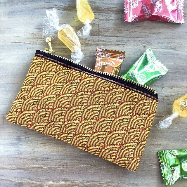 【金波】畳縁 ぺたんこ 小銭入れ ミニポーチ カードケース 青海波 縁起物 和風 伝統