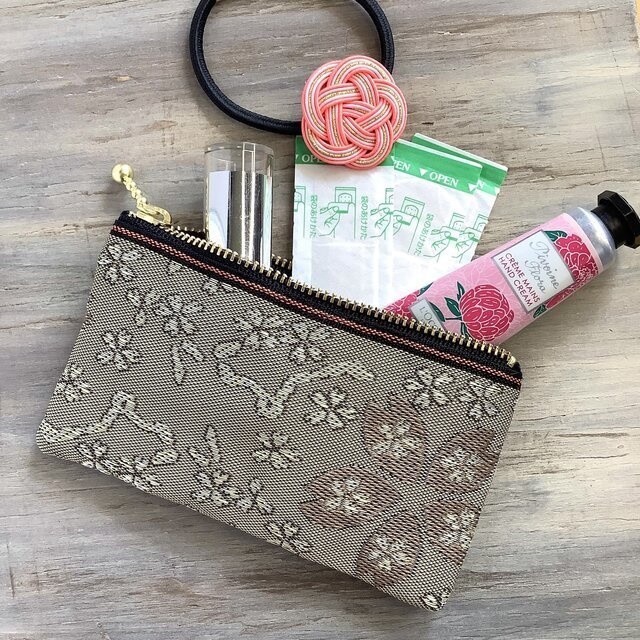 【鬱金桜】畳縁 テトラ型 ペンケース ベージュ シック 桜