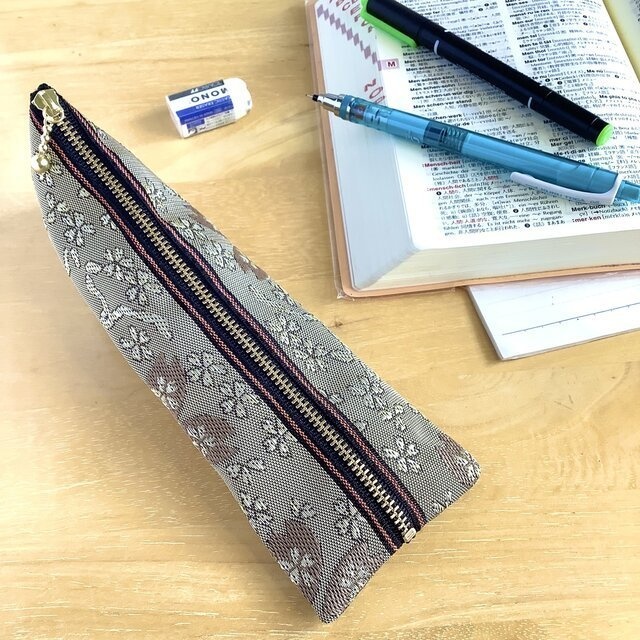 【鬱金桜】畳縁 ぺたんこ ミニポーチ 小銭入れ カードケース ベージュ シック 桜