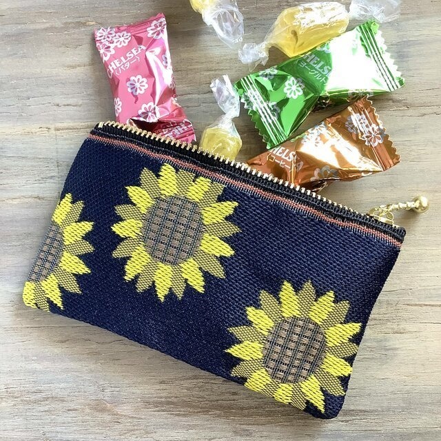 【ひまわり】畳縁 ぺたんこ ミニポーチ 小銭入れ カードケース 和風 黒 向日葵 ノスタルジー