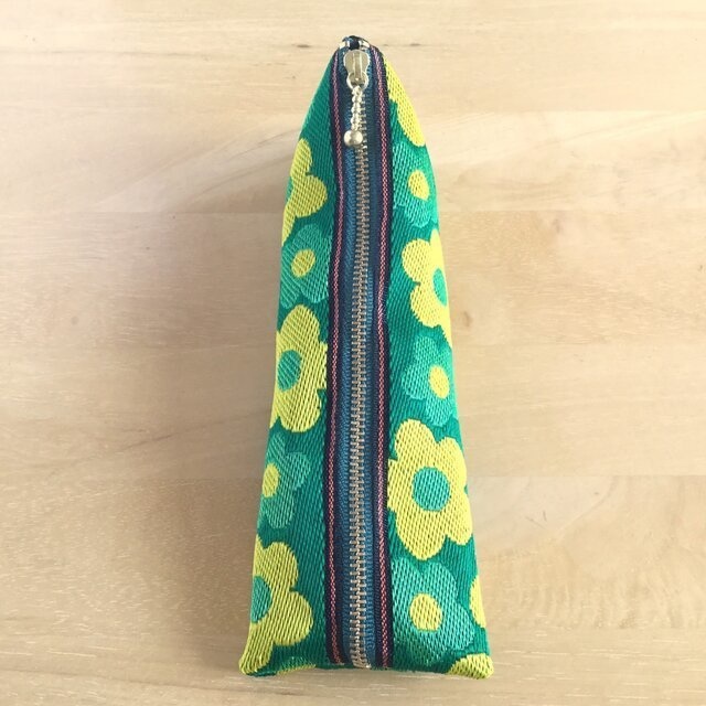 【レトロポップ 花柄】畳縁 テトラ型 ペンケース 緑 グリーン 大人可愛い おうち時間