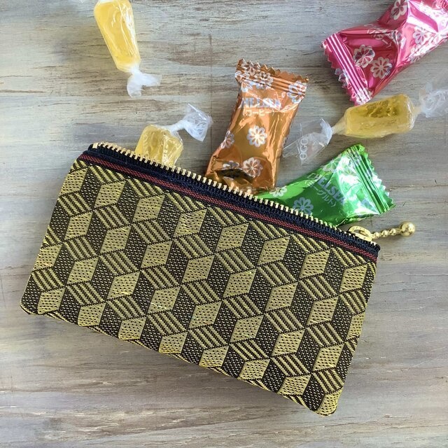 【キューブ】畳縁 ぺたんこ ミニポーチ 小銭入れ カードケース 黒 金 立方体 麻の葉