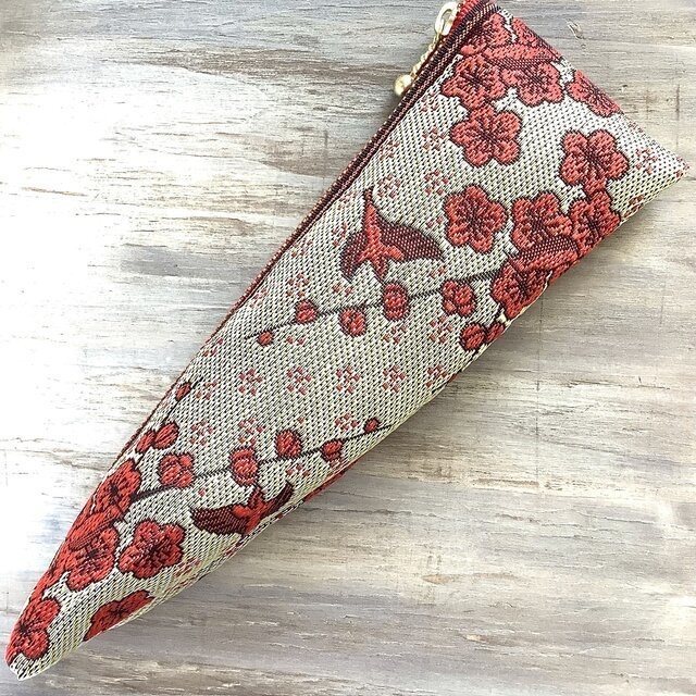 【梅に鶯】畳縁 テトラ型 ペンケース 小鳥 おうち時間 紅梅 赤い鳥 春