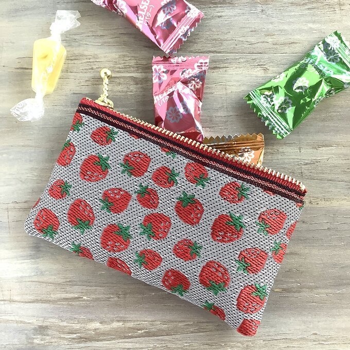 【いちご】畳縁 ぺたんこ ミニポーチ 小銭入れ カードケース ストロベリー レトロ 可愛い