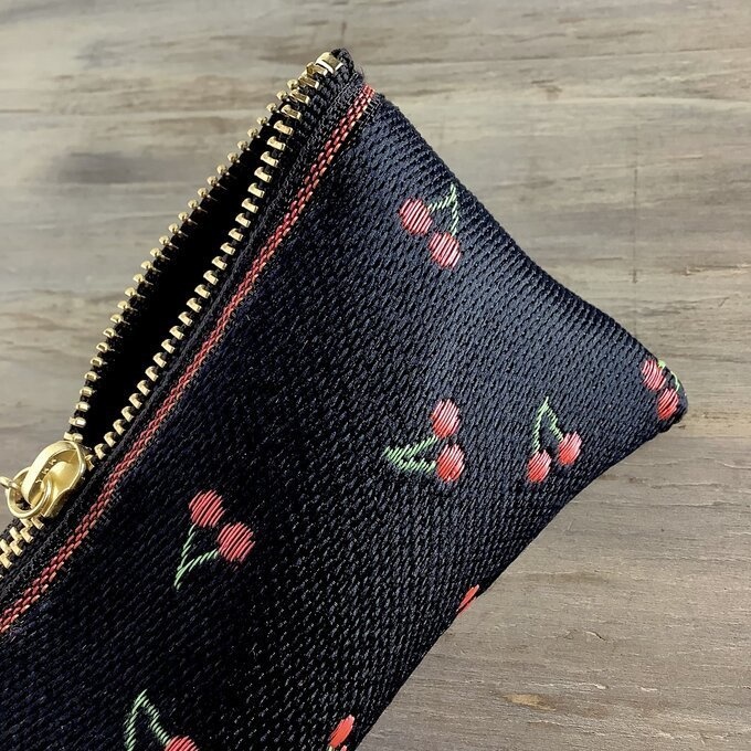 【さくらんぼ】畳縁 テトラ型 ペンケース チェリー レトロ 可愛い