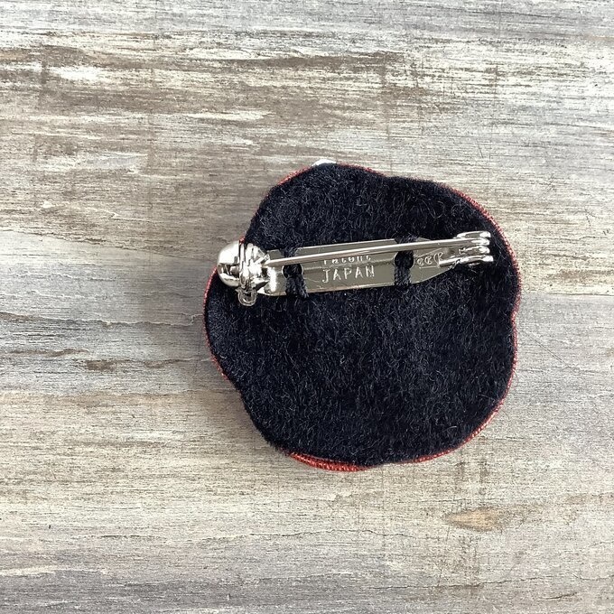 【スチームパンク】水引 ブローチ 赤 帯留 ロボット 歯車