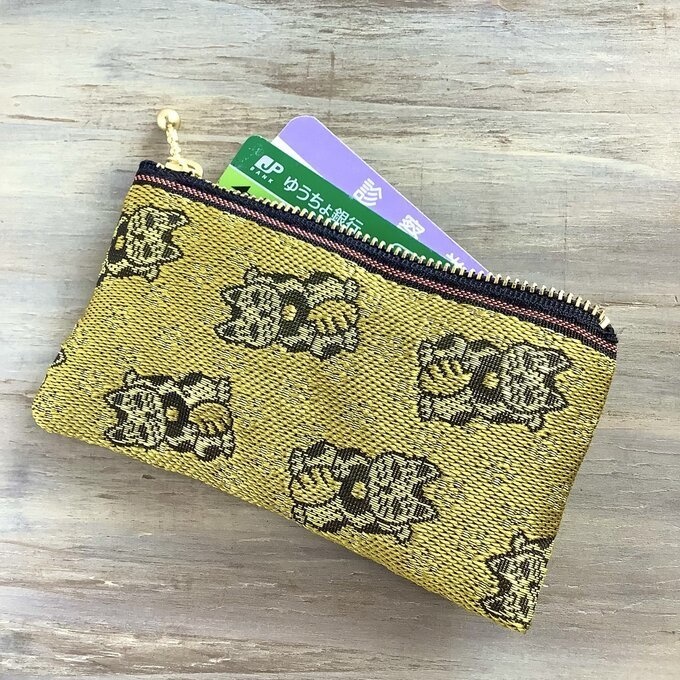 【金の招き猫】畳縁 ぺたんこ ミニポーチ 小銭入れ カードケース 縁起物 猫 金 幸運