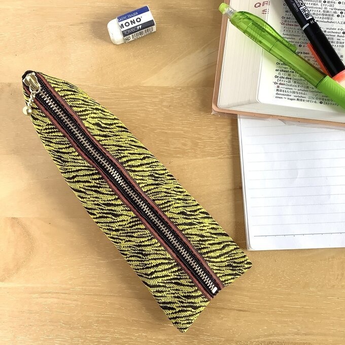 【虎柄】畳縁 ぺたんこ ミニポーチ 小銭入れ カードケース 寅 虎 干支 タイガー