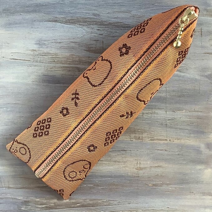 【カエルとトリさん】畳縁 テトラ型 ペンケース オレンジ 夕焼け色 蛙 鳥 オカメインコ