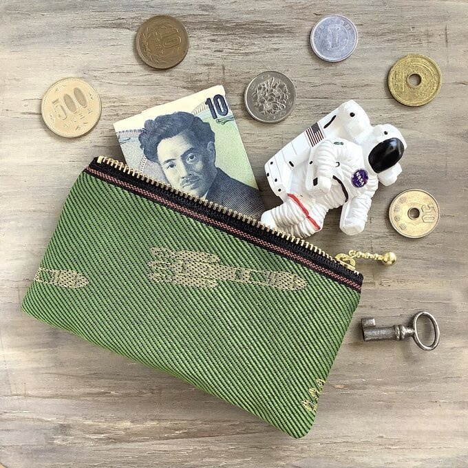 【ロケット】畳縁 テトラ型 ペンケース 宇宙 緑 金 草原