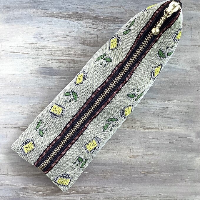 【枝豆とビール】畳縁 テトラ型 ペンケース 夏 グリーン