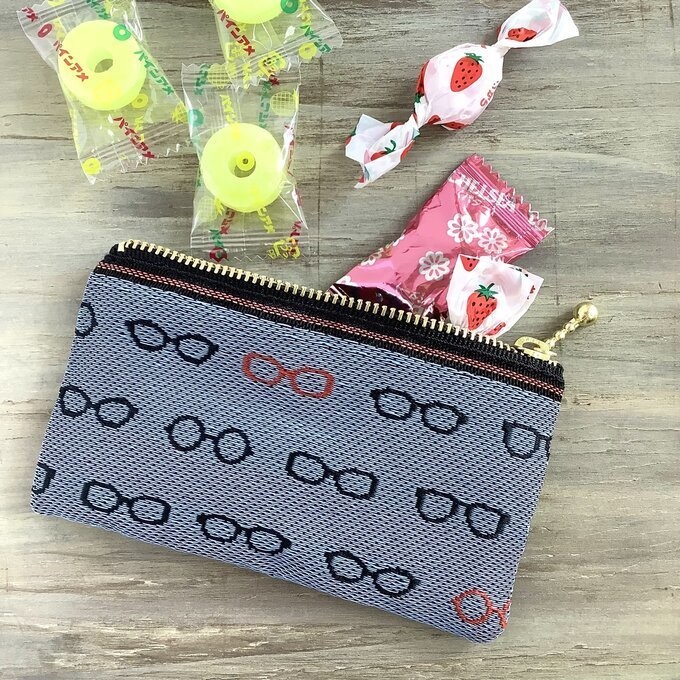 【メガネ柄】畳縁 ぺたんこ ミニポーチ カードケース 小銭入れ ブルー 眼鏡 めがね ユニーク