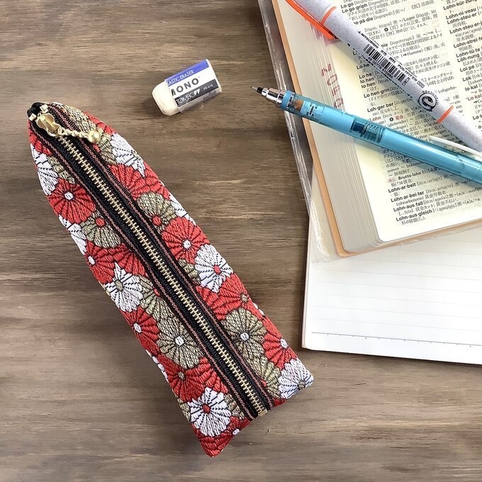 【菊花】畳縁 ぺたんこ ミニポーチ 小銭入れ カードケース 和風 赤 金 白 デイジー