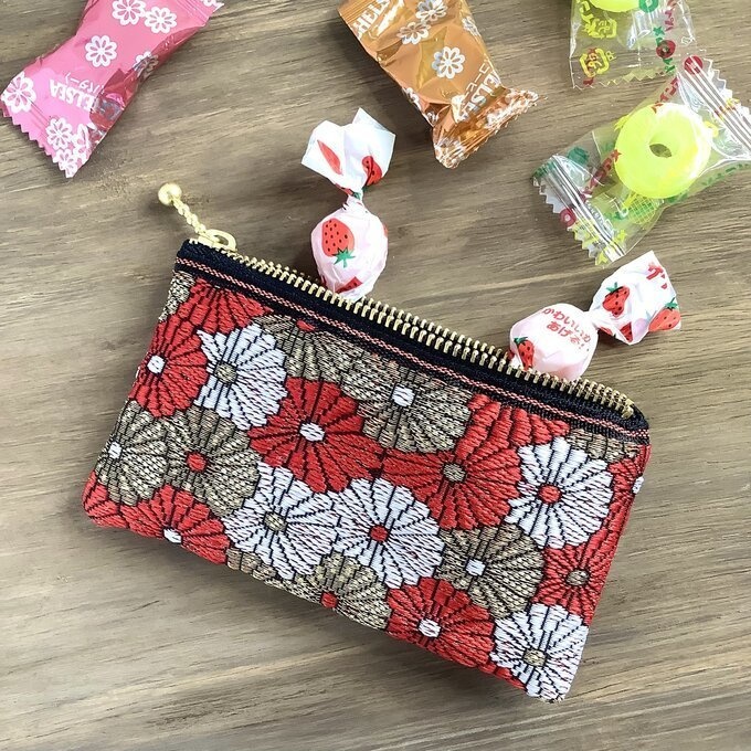 【菊花】畳縁 ぺたんこ ミニポーチ 小銭入れ カードケース 和風 赤 金 白 デイジー
