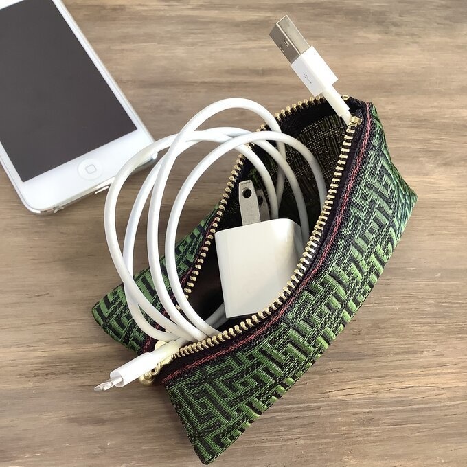 【基板柄?】畳縁 テトラ型 ミニポーチ 小銭入れ 和風 緑 黒 迷路