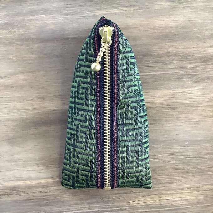 【基板柄?】畳縁 テトラ型 ミニポーチ 小銭入れ 和風 緑 黒 迷路