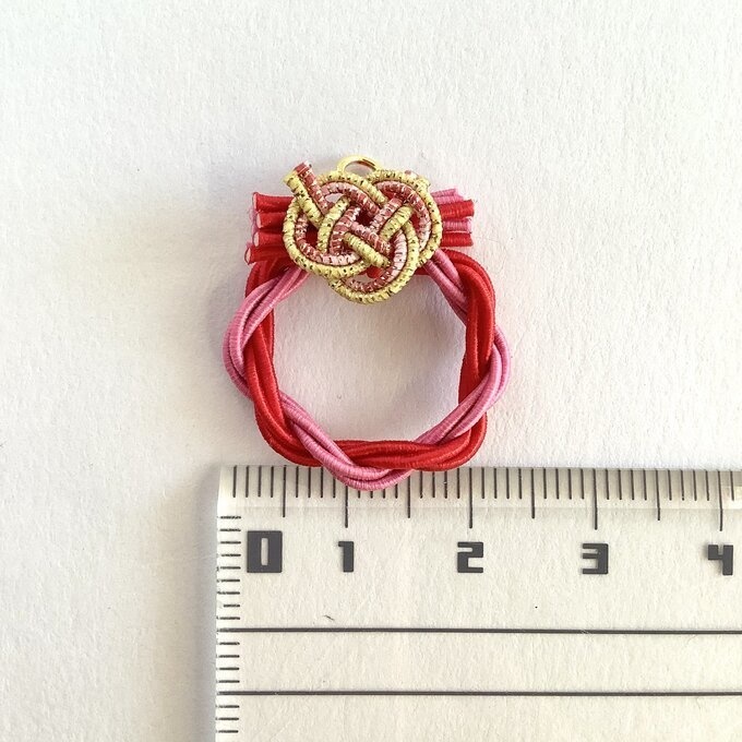 水引製 ミニミニリース 正月飾り【赤 ピンク】オビツろいど シルバニア ドールハウス ミニチュア