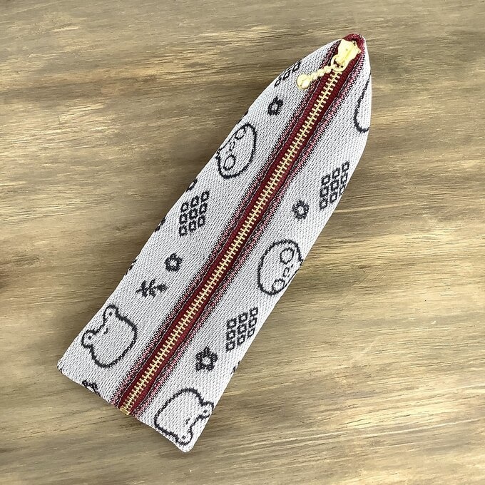 【カエルとトリさん】畳縁 テトラ型 ペンケース 灰桜色 蛙 鳥 オカメインコピンク