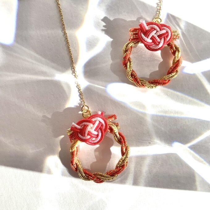 水引 ミニリース ピアス【夕焼け色】大人可愛い オレンジ ゴールド キラキラ