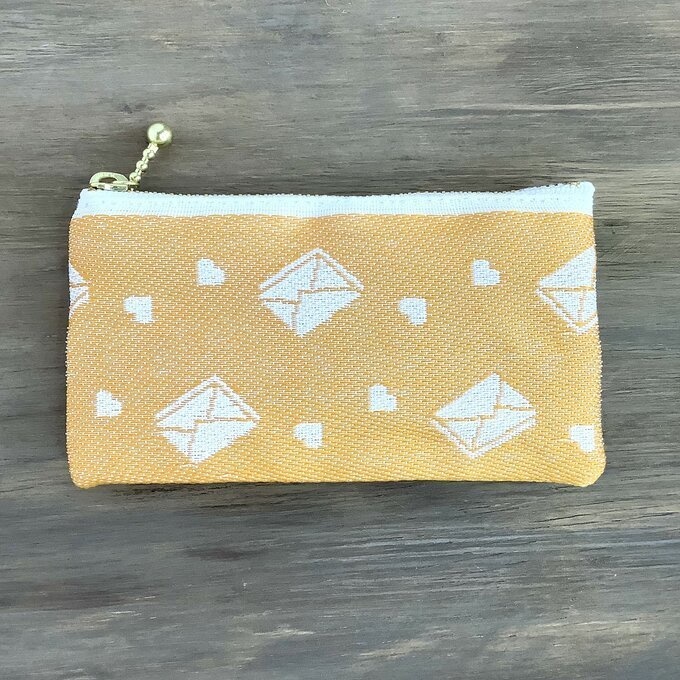 【ラブレター】畳縁 ぺたんこ ミニポーチ 小銭入れ カードケース あんず色 手紙 ハート アプリコット