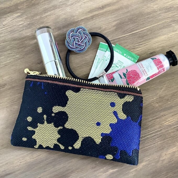 【ポロック】畳縁 ぺたんこ ミニポーチ 小銭入れ カードケース スプラッシュ ペンキ ペインティ インク 青 ゴールド
