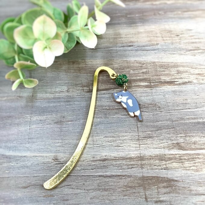 御朱印帳 しおり 水引【つままれにゃんこ】ブックマーカー 白灰 ハチワレ