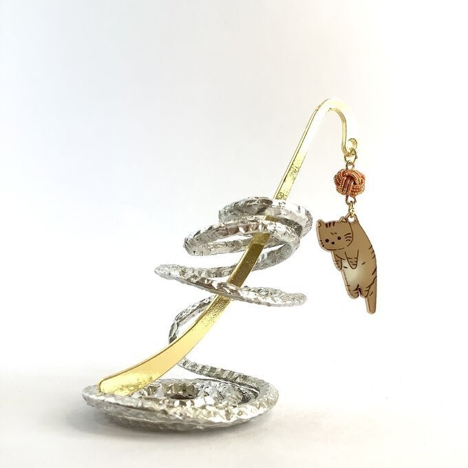 御朱印帳 しおり 水引【つままれにゃんこ】ブックマーカー トラ キジ 茶色