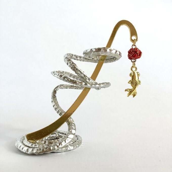 御朱印帳 しおり 水引【金魚】ブックマーカー 赤 縁起物