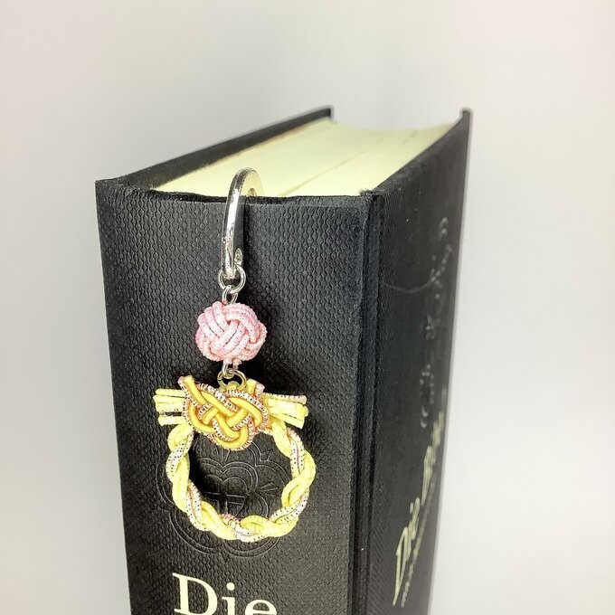 御朱印帳 しおり 水引【ミニリース】ブックマーカー 和風 手帳 パステル ピンク イエロー