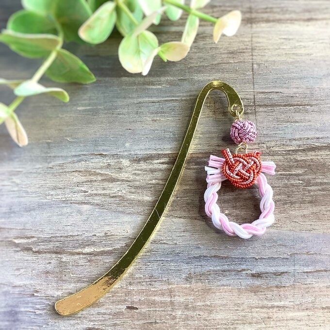 御朱印帳 しおり 水引【ミニリース】ブックマーカー 和風 手帳 パステルピンク 白