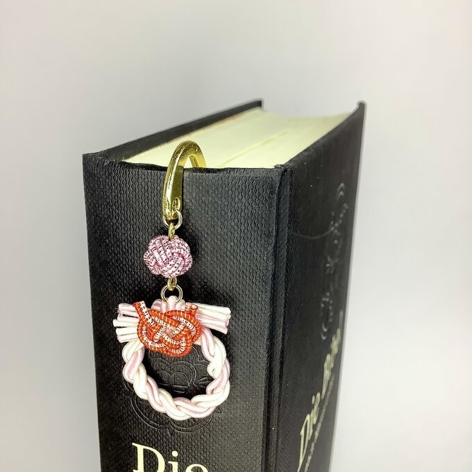 御朱印帳 しおり 水引【ミニリース】ブックマーカー 和風 手帳 パステルピンク 白