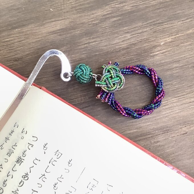 御朱印帳 しおり 水引【ミニリース】ブックマーカー 和風 手帳 キラキラ 紫 グリーン