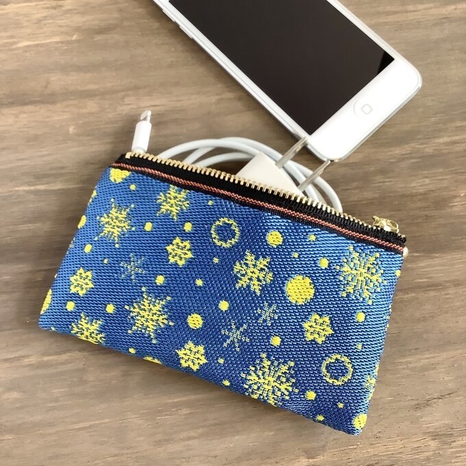 【六華】畳縁 ぺたんこ ミニポーチ カードケース 小銭入れ 青 黄色 雪の結晶 クリスマス