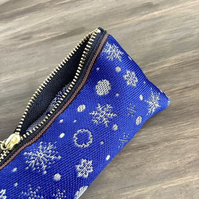 【六華】畳縁 テトラ型 ペンケース 青 白 雪の結晶 クリスマス