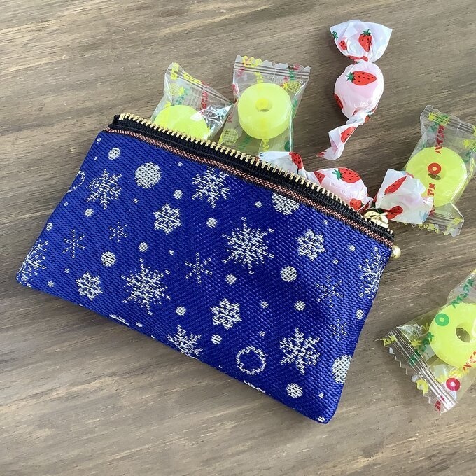 【六華】畳縁 ぺたんこ ミニポーチ カードケース 小銭入れ 青 白 雪の結晶 クリスマス