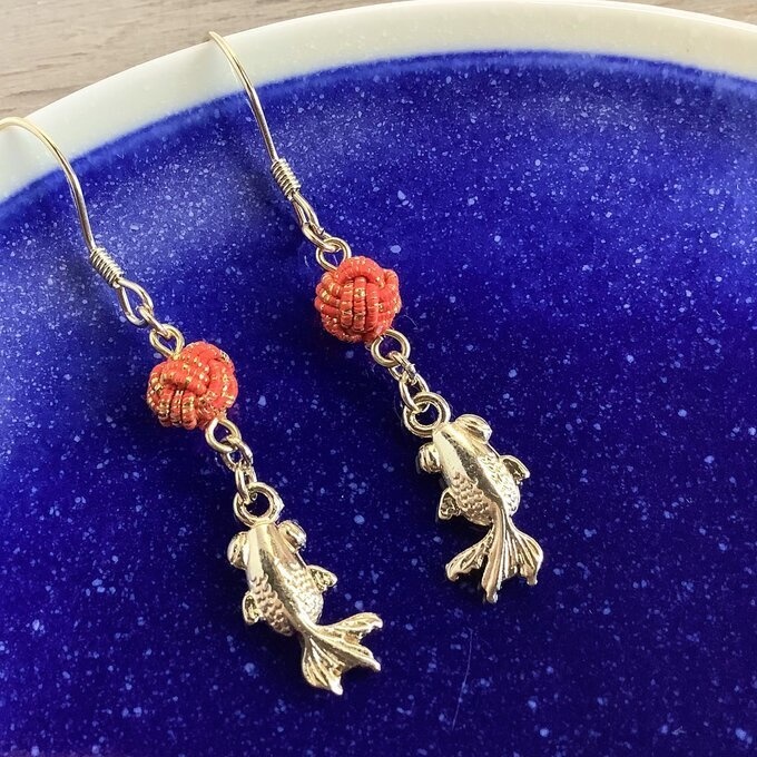 水引【金魚】ピアス 大人可愛い 朱色 ゴールド 和風