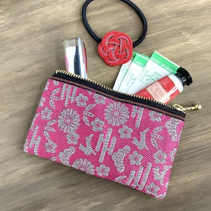 【おめでたうさぎ】畳縁 テトラ型 ペンケース つつじ色 ぼたん色 ピンク シルバー 縁起物 兎