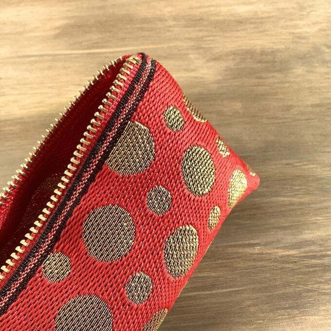 【水玉】畳縁 テトラ型 ペンケース 赤×金 クリスマス 新年 キラキラ