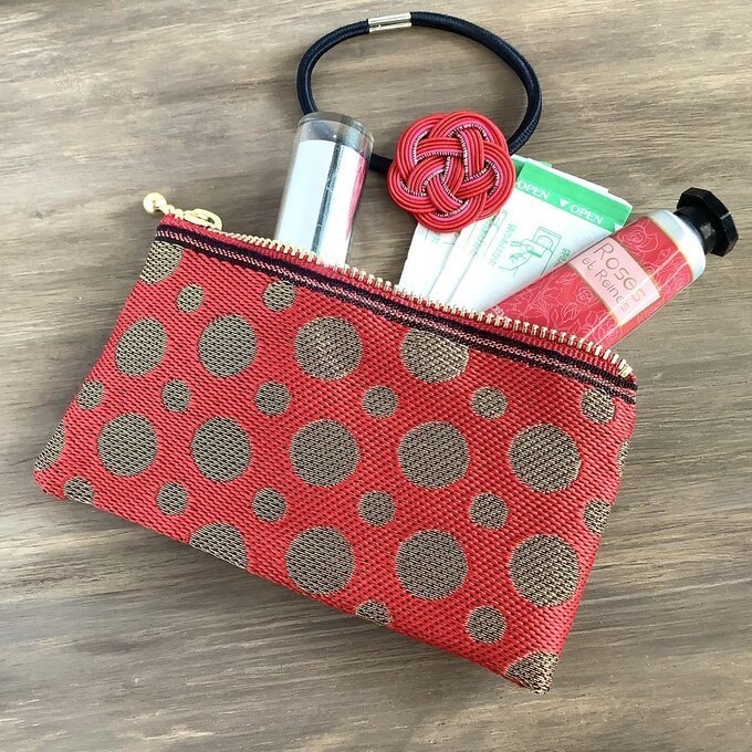 【水玉】畳縁 ぺたんこ ミニポーチ カードケース 小銭入れ 赤×金 クリスマス 新年 キラキラ