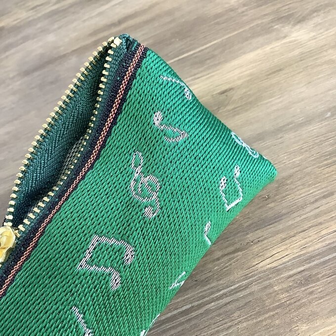 【音符】畳縁 テトラ型 ペンケース 緑 白 音楽 楽譜