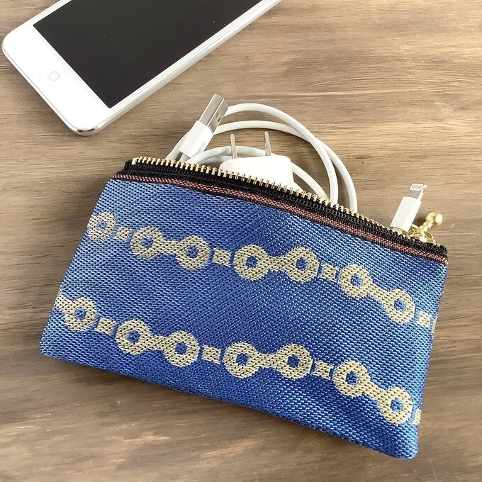 【鎖柄】畳縁 テトラ型 ペンケース チェーン 鎖 青 絆 繋がり