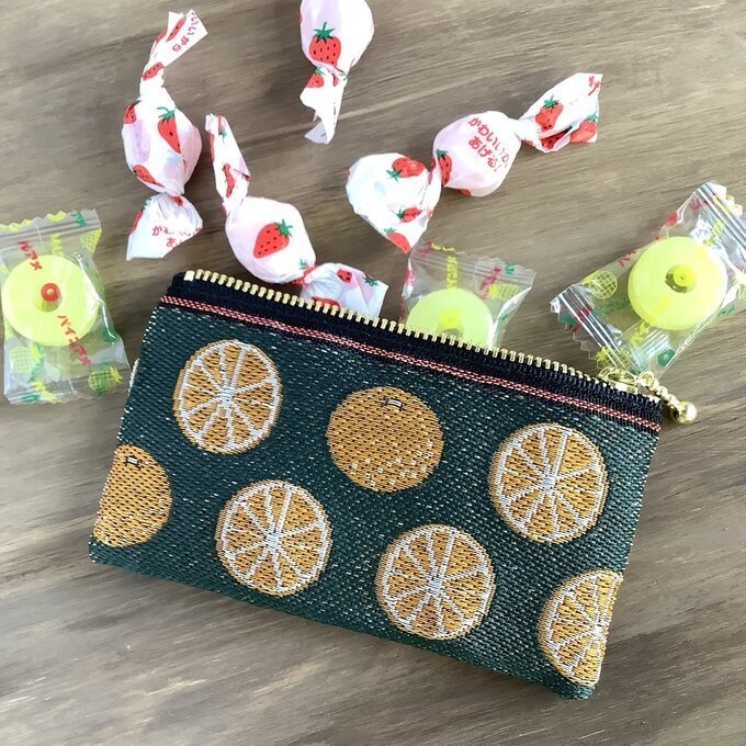 【みかん】畳縁 ぺたんこ ミニポーチ 小銭入れ カードケース 柑橘 オレンジ シトラス 深緑